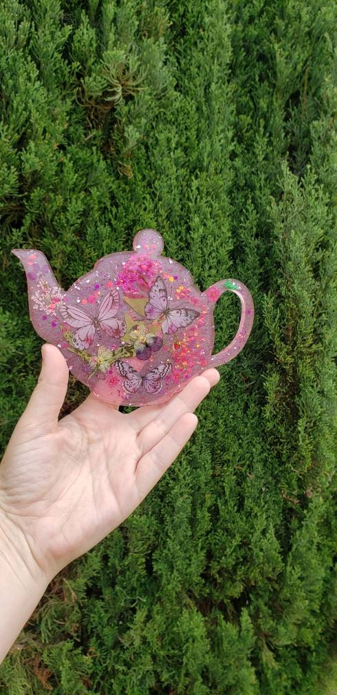 Butterfly and flower teapot decor